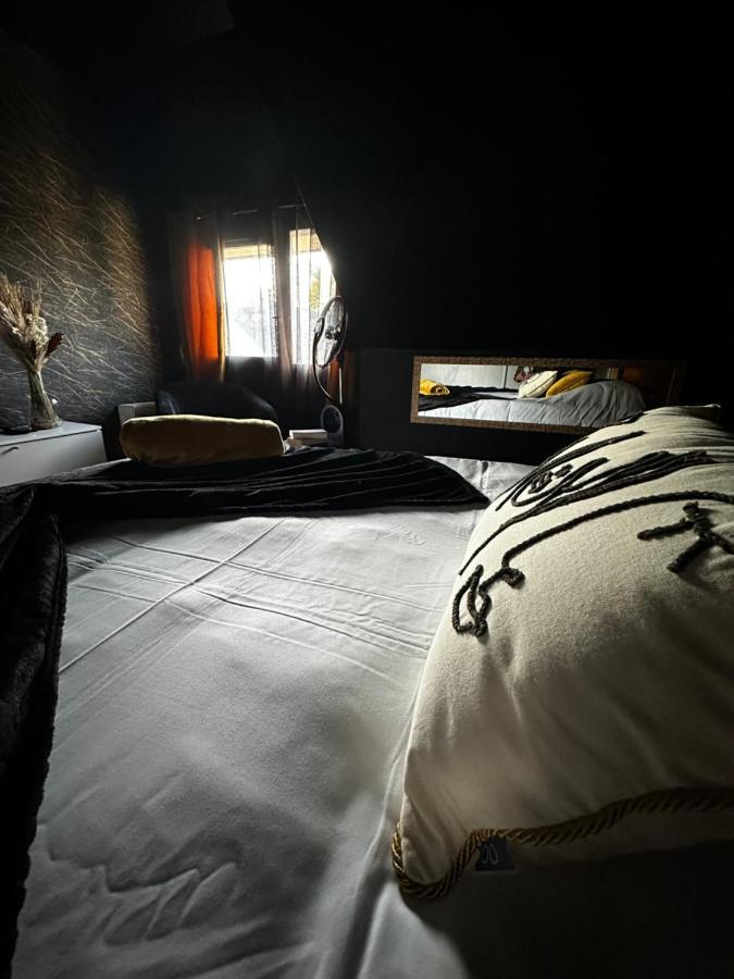 Vila Les Temps Heureux Exclusivement Familles Quimper Exteriér fotografie