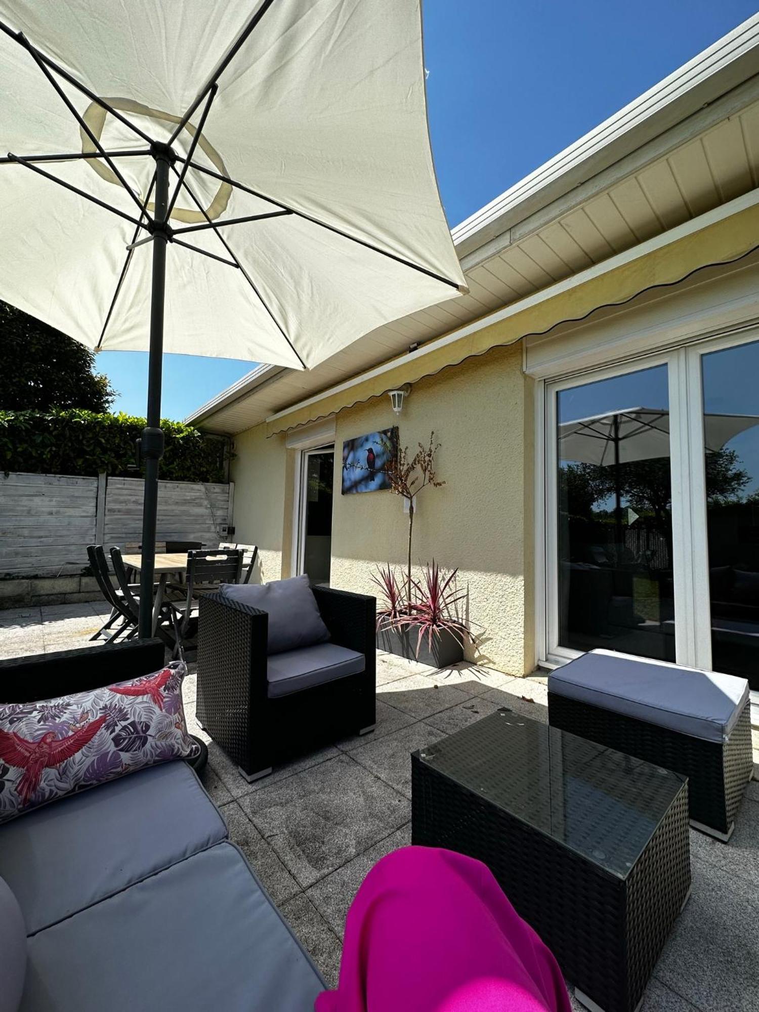 Vila Les Temps Heureux Exclusivement Familles Quimper Exteriér fotografie